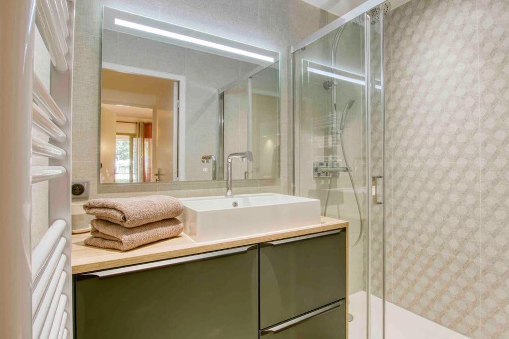 Appartement Piscine Tennis Acces Prive Plage Joia Sanary-sur-Mer Exteriér fotografie