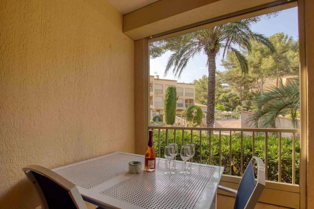 Appartement Piscine Tennis Acces Prive Plage Joia Sanary-sur-Mer Exteriér fotografie